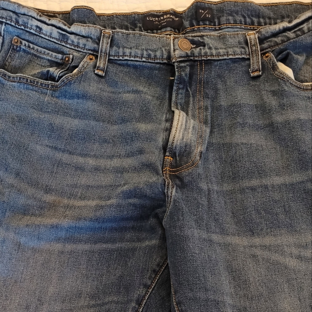Lucky brand jeans 38X32